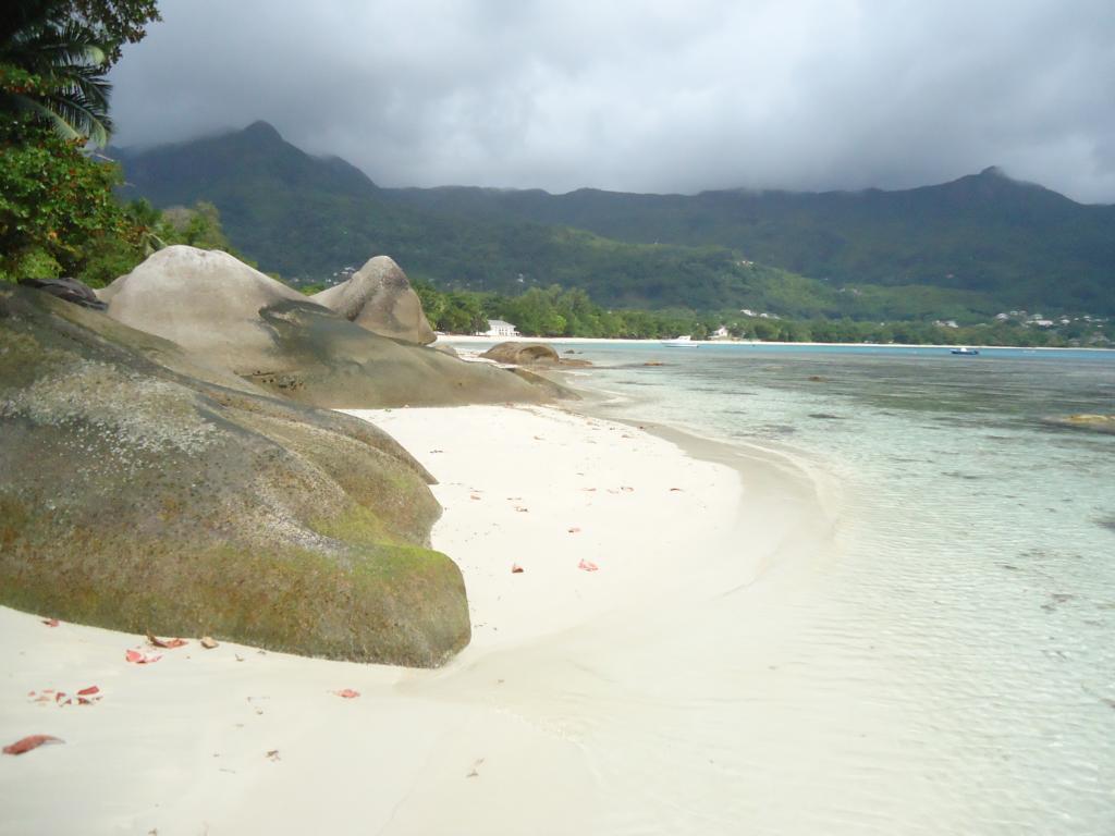 La Batie Selfcatering Apartment Beau Vallon  Exterior foto