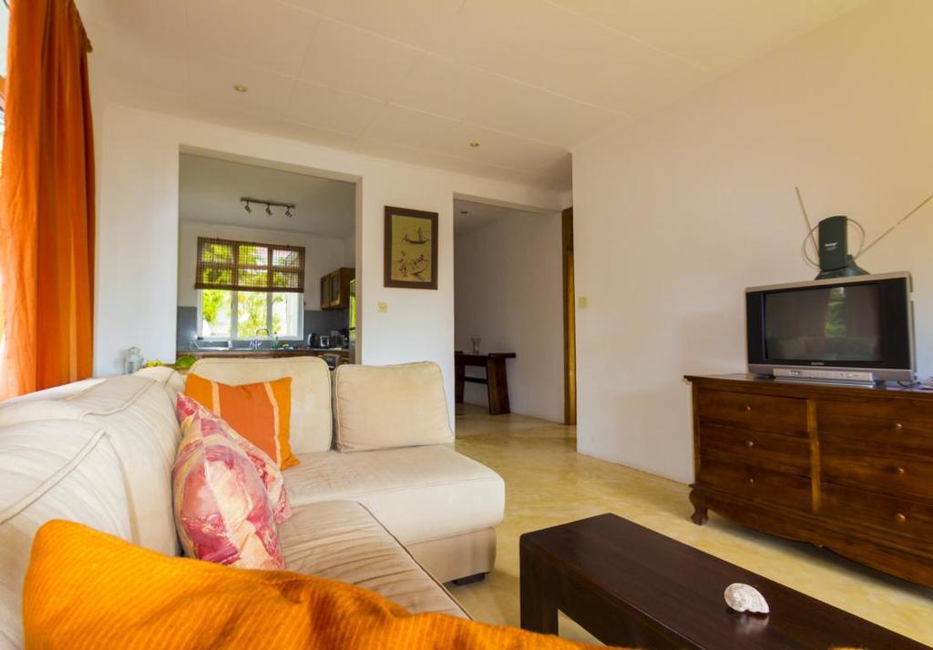 La Batie Selfcatering Apartment Beau Vallon  Exterior foto